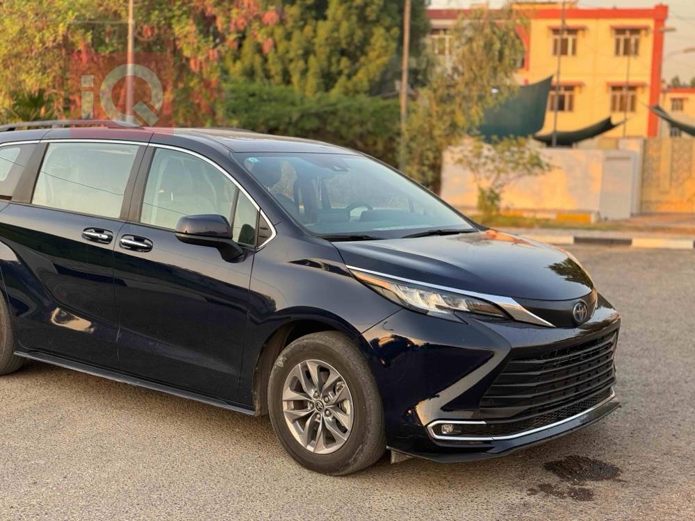 Toyota Sienna